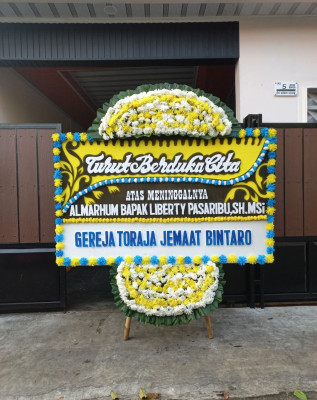 Papan Bunga Duka di Bojonggaling