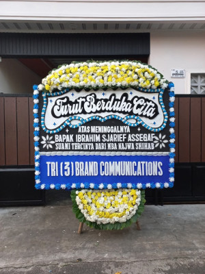 Papan Bunga Duka di Bojonggaling